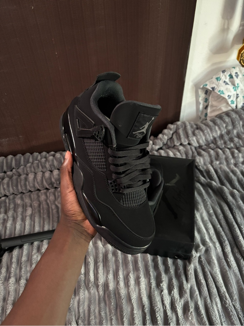 Jordan Men's Black Retro Basketball Sneakers